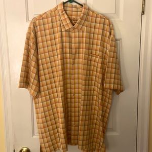 Tommy Bahama woven button down shirt